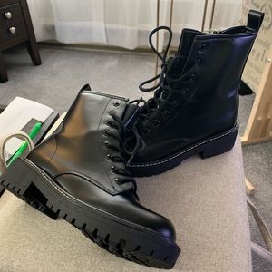 Evans- Remi lace up ankle boot with Treaded sole wide fit